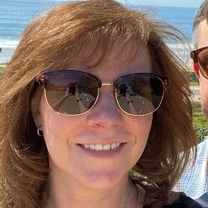 Meet your Posher, Lee anne